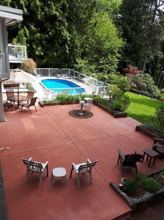 Caprice Bed & Breakfast Roberts Creek